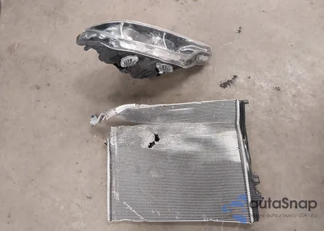 2018 BMW 330I xDrive из США, поврежденный, VIN WBA8D9C58JA608327